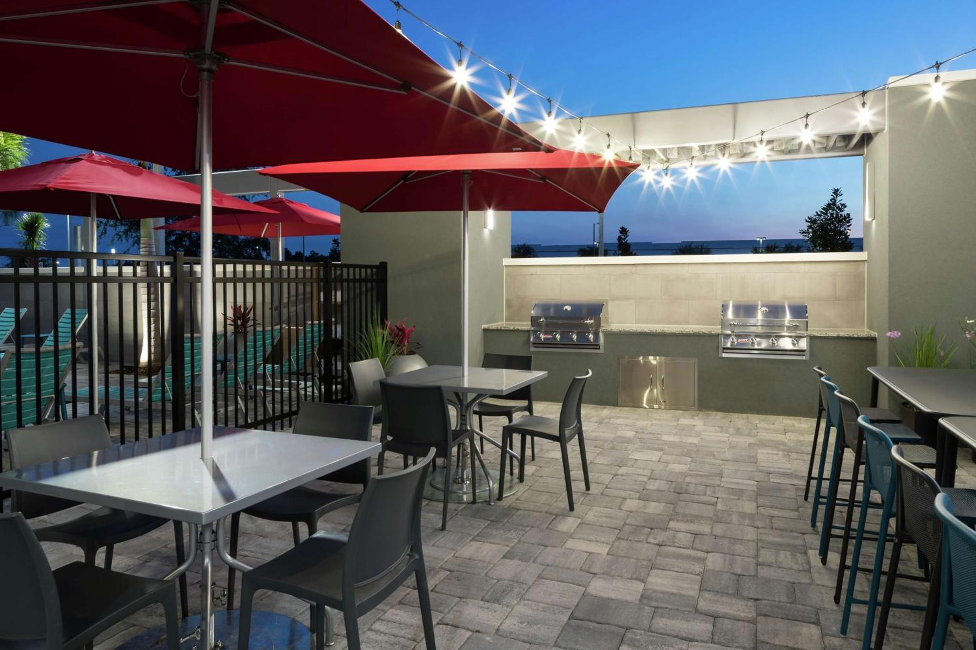 Home2 Suites By Hilton Orlando Airport Exteriér fotografie