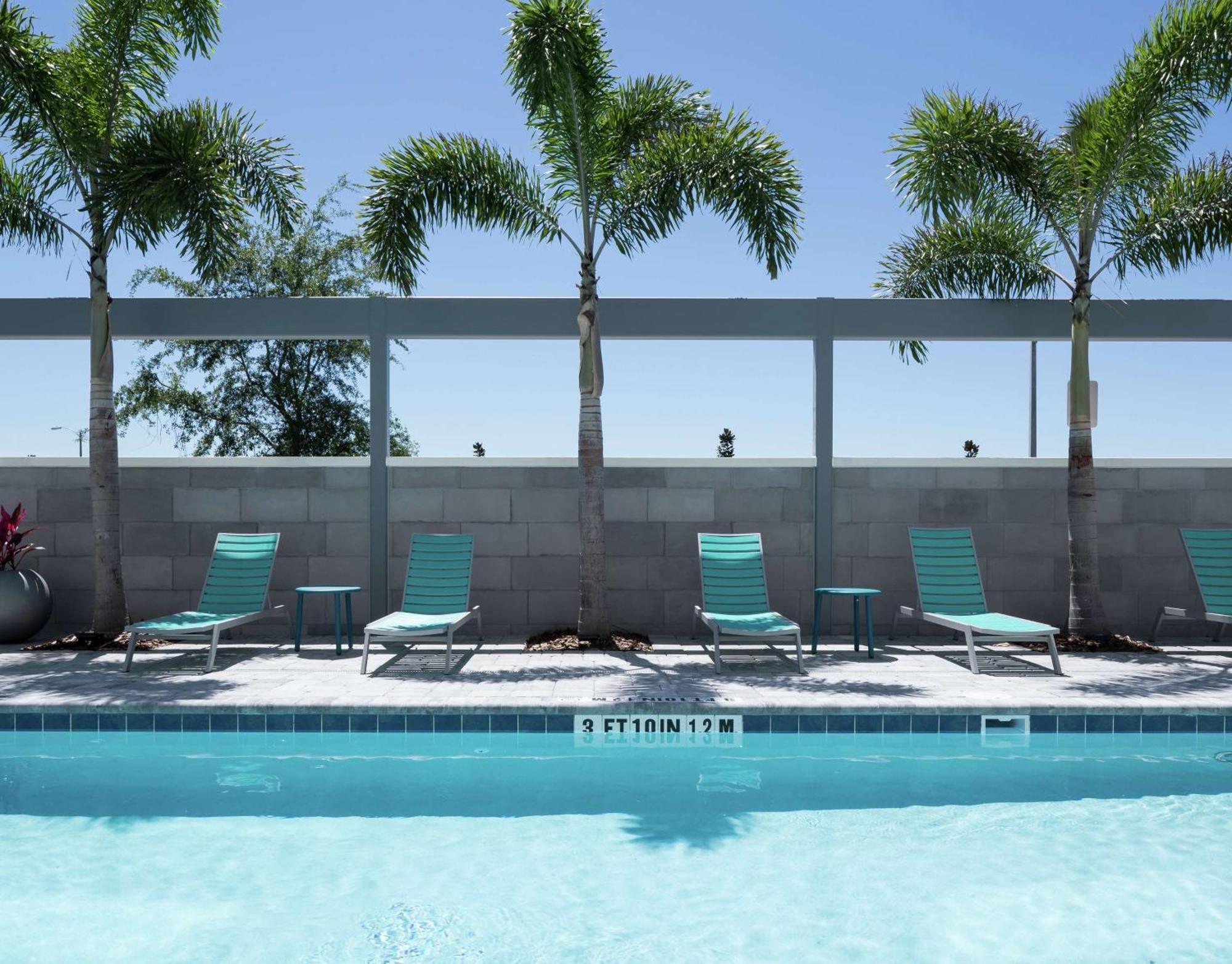 Home2 Suites By Hilton Orlando Airport Exteriér fotografie